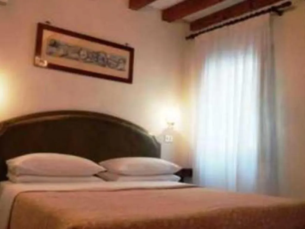 ***  Hotel Minerva & Nettuno Venice Italy