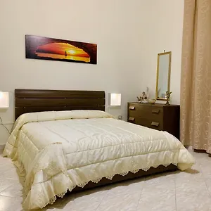 monfenera-apartment-3.sicilyhotelsitaly.net/