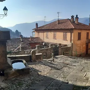 Casa Fontana , Faggeto Lario Italie